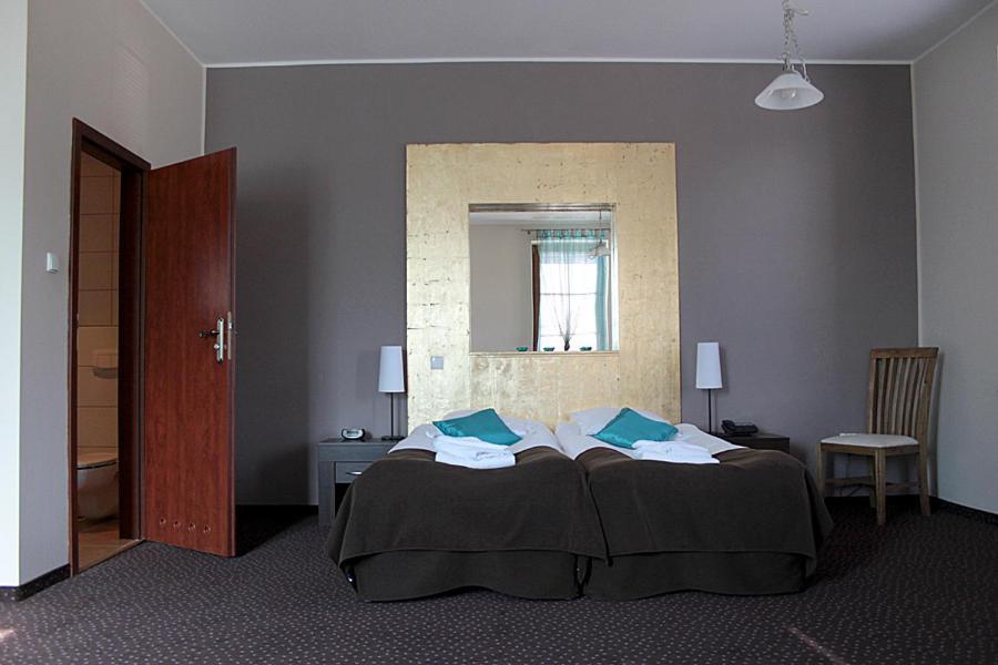 A' Propos Hotel, Restauracja, Club Walbrzych Room photo